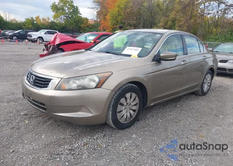2008 Honda Accord 2.4 Lx z USA, uszkodzony, nr VIN 1HGCP26358A153163